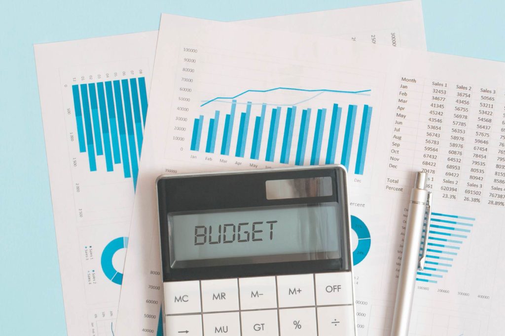 ¿Dónde puedo comparar precios de servicios de publicidad digital para pymes?