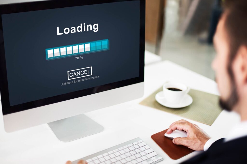 ¿Cuáles son las mejores soluciones para mejorar la velocidad y SEO de un sitio web?