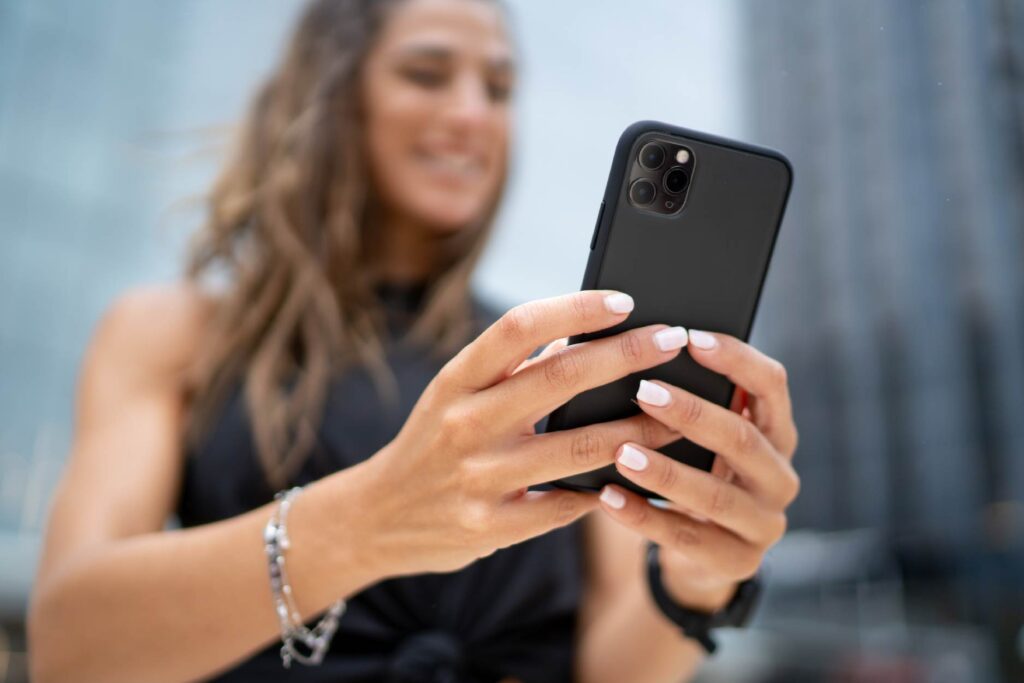 Tendencias de búsqueda por voz: ¿Cómo buscan belleza tus clientes?