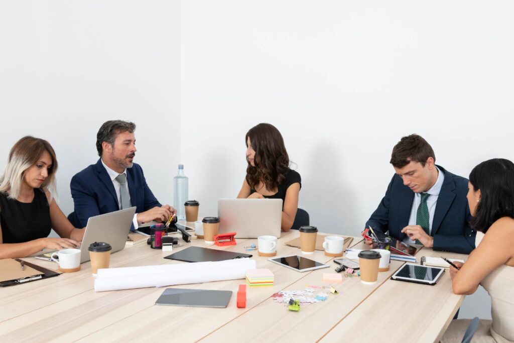 Por qué contratar una Agencia de Performance es mejor que un Freelance