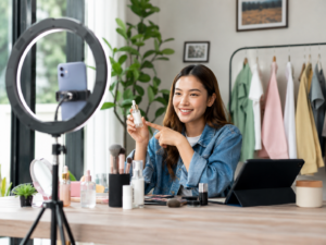 El auge de los micro-influencers locales frente a las cuentas grandes: qué conviene para un presupuesto chico