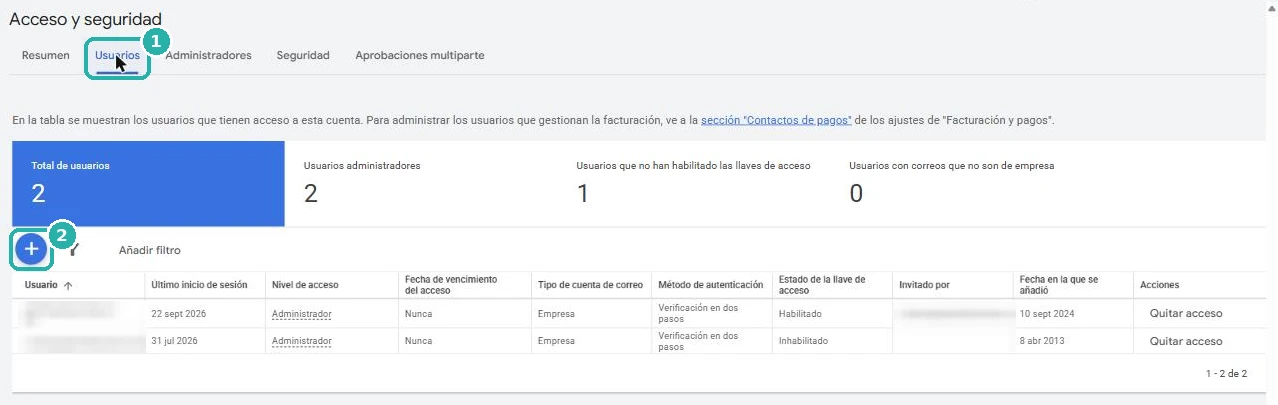 Pestaña Usuarios de Acceso y seguridad con el botón para agregar